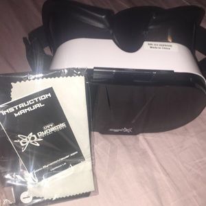 Virtual Reality Headset